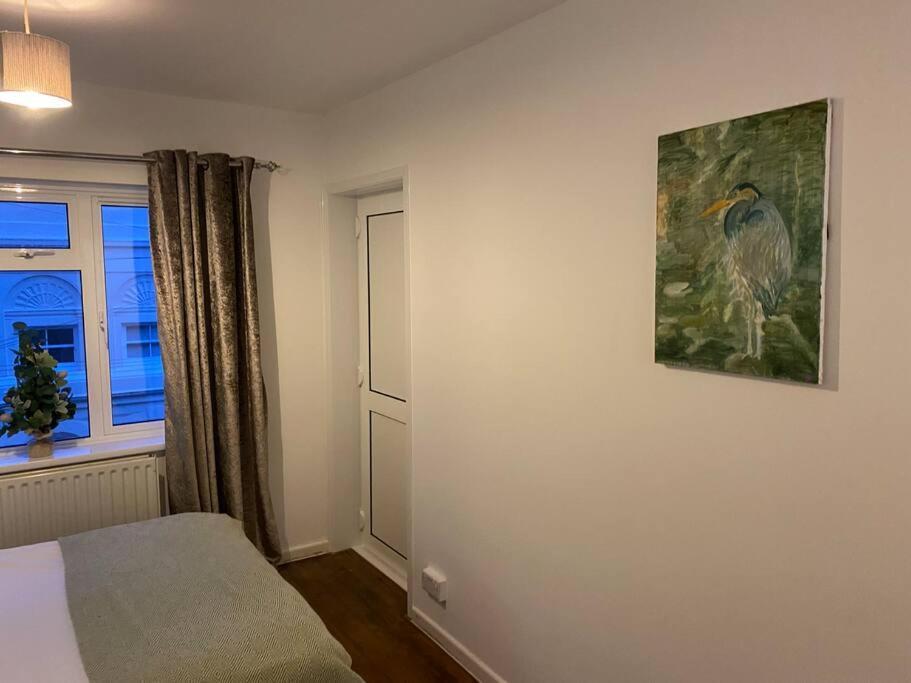 Appartement New Free Parking Sleeps 6 *
