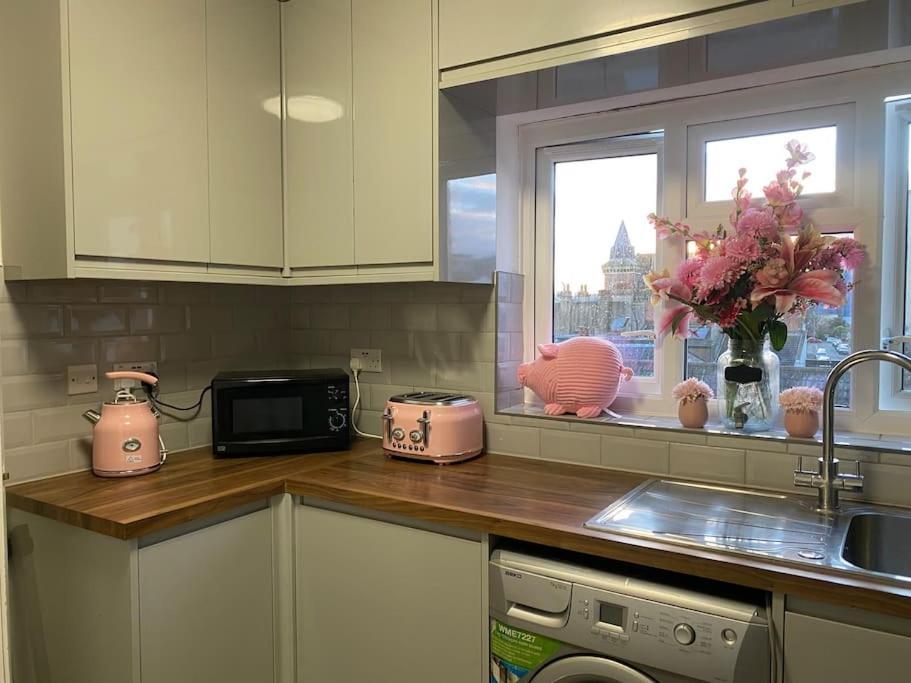 Appartement New Free Parking Sleeps 6